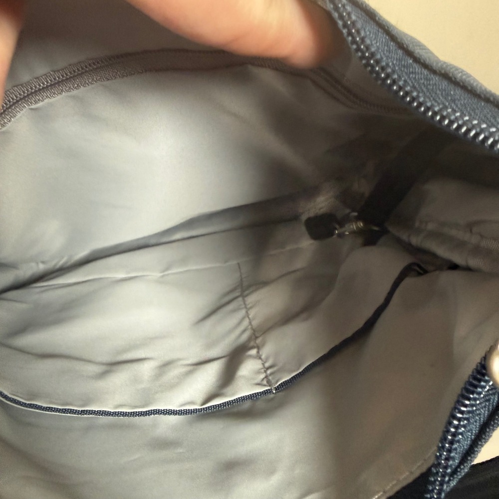 Travelon Midnight Blue 5 Point Anti-Theft Security Crossbody Bag Travel - Picture 5 of 11